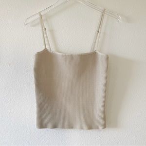 Aritzia sculpt tank Alaska size L
